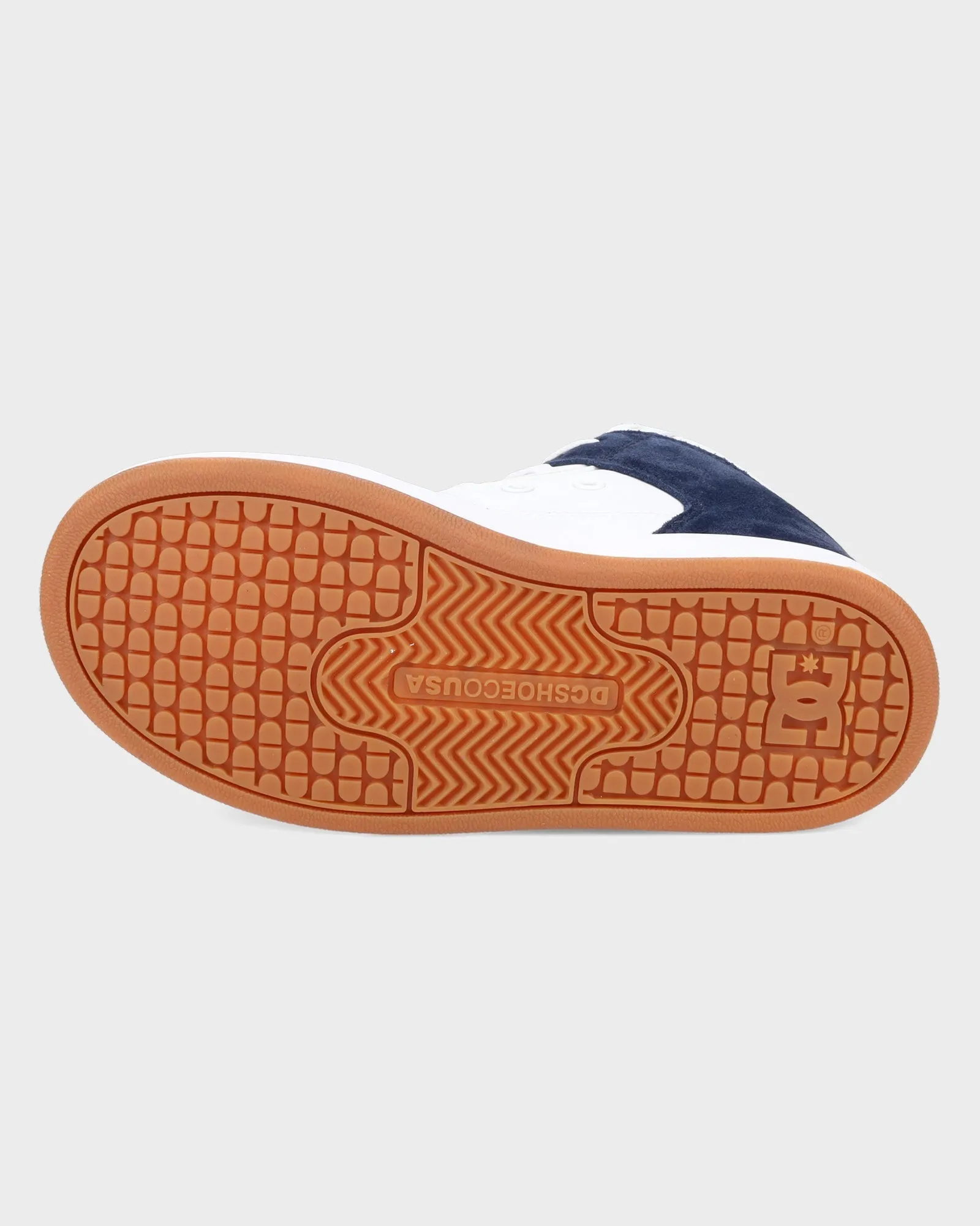 Weather Proof Speedy Performance Boys 8-16 Manteca 4 Hi Skate Shoes