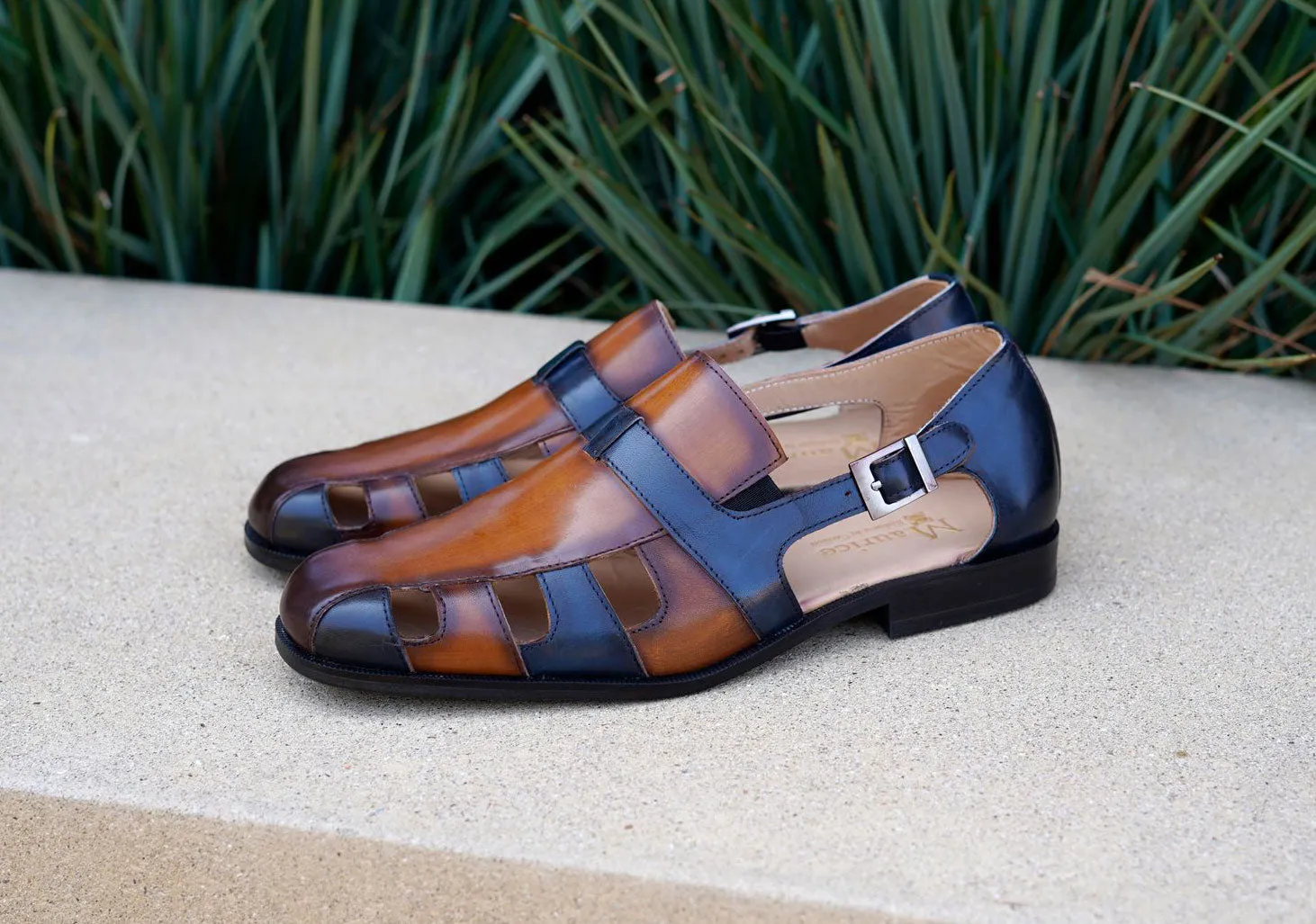 Wet Grip Maurice Calfskin Slip-On Sandal/Shoe Cognac/Navy