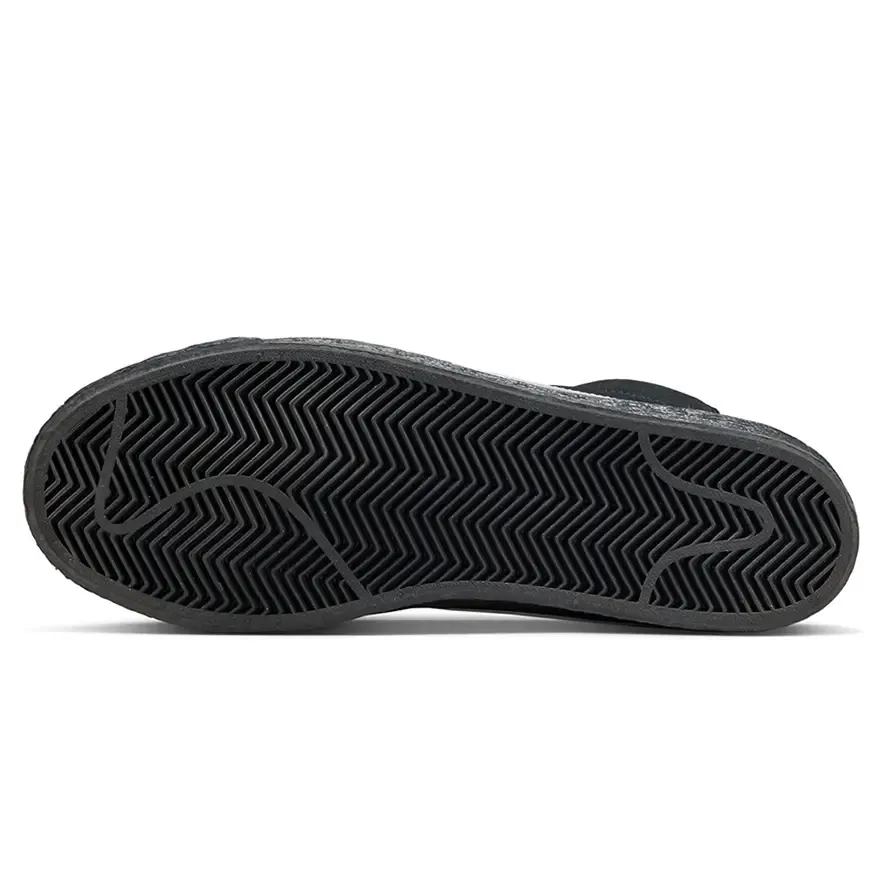 Teen Culture Skater Support Fit Nike SB Zoom Blazer Mid