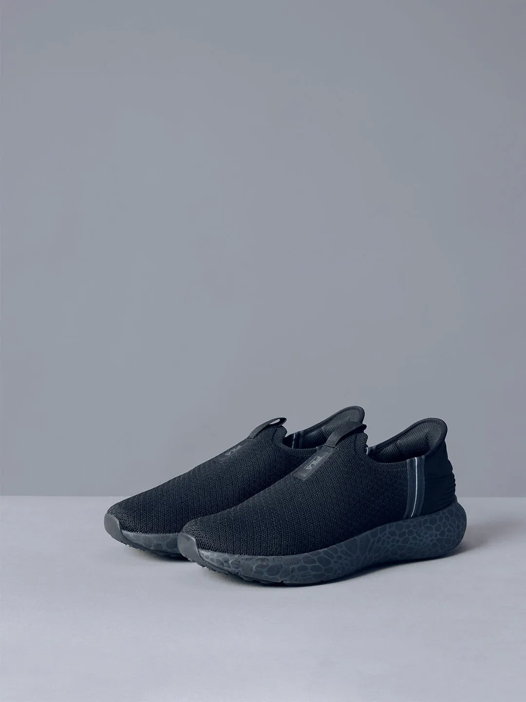 Fila MEN BLACK EASE MARBLE Shoes Strong Grip Smart Fit