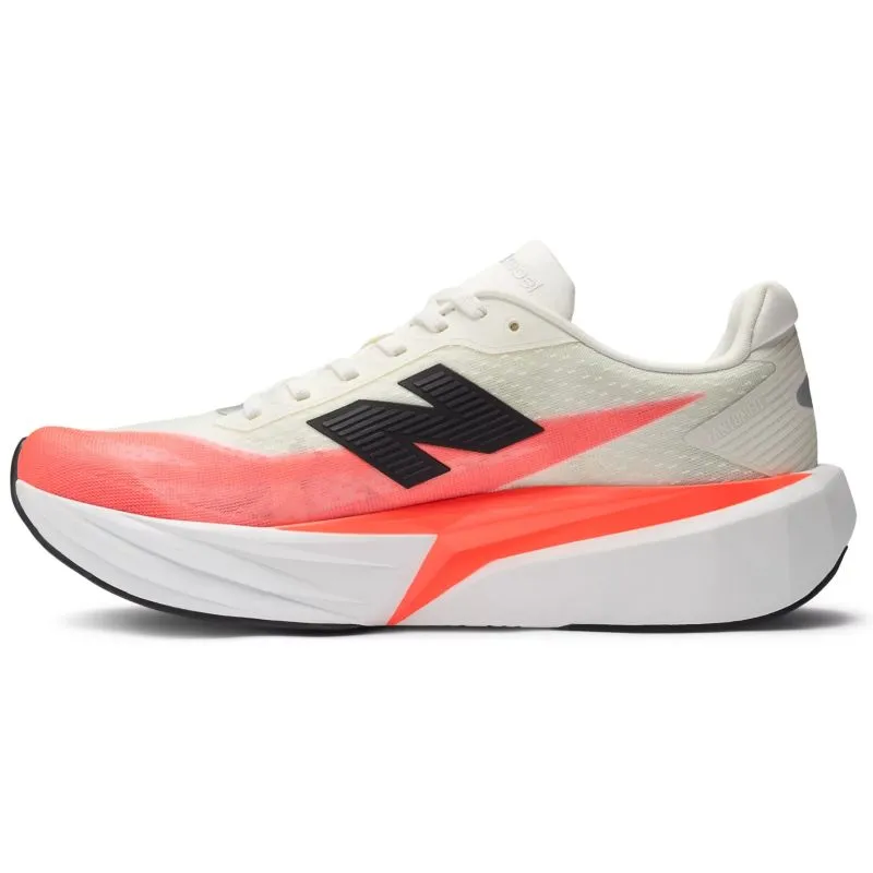 snorkeling shoes New Balance FuelCell Rebel v5 D Mens Running Shoes