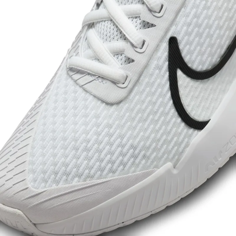 Nike Court Air Zoom Vapor Pro 2 Women Hard Court Tennis Shoes - White/Black-Pure Platinum synthetic leather No Slip