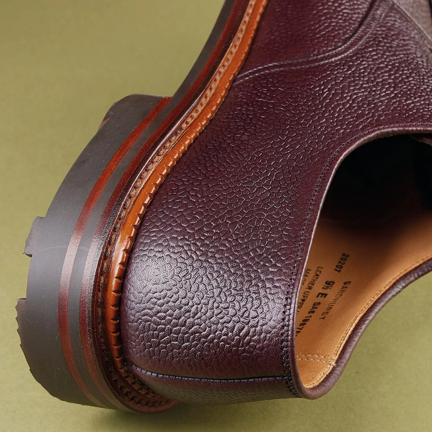Sandhurst Oxblood Zug Grain Urban Fit