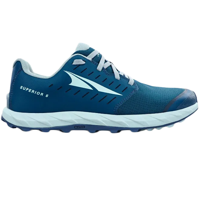 Women's Superior 5 BreathableMesh running with a reflector
