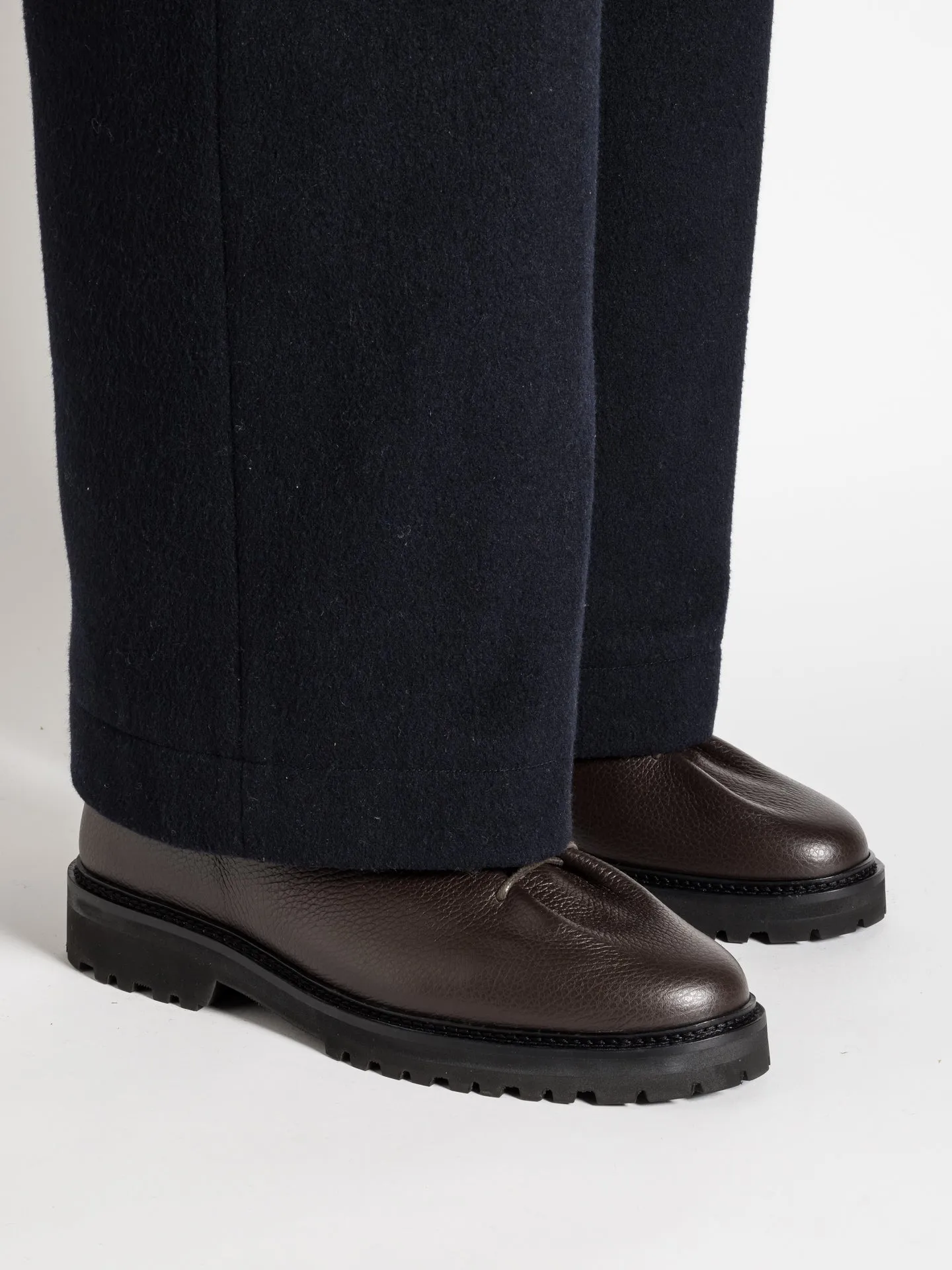 EDOUARD LUG GRAINED EBANO Daily Walk Cold Season