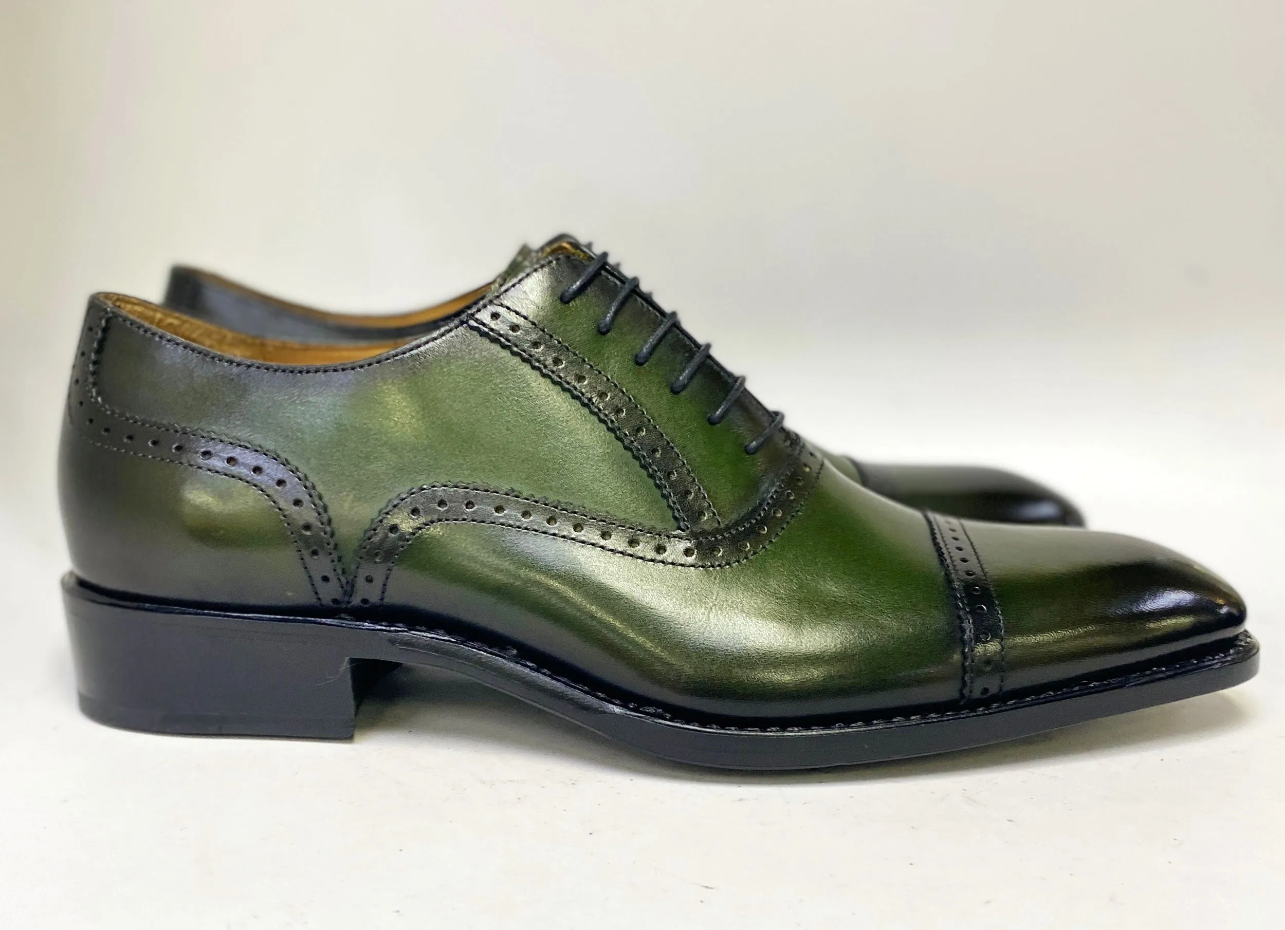Style: 2385-2301-Green Lace Up Style