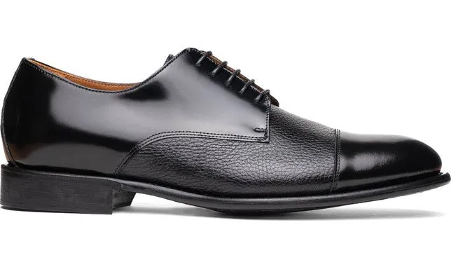 Style: Lauro-Black Secure fit