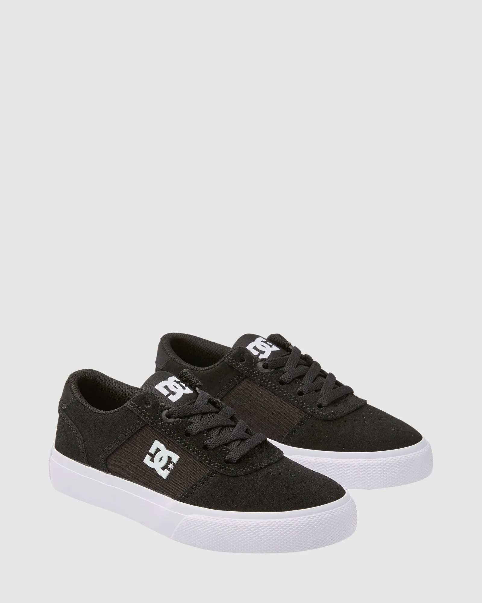 Good Arch Support Durable Build Boys 8-16 Teknik Skate Shoes