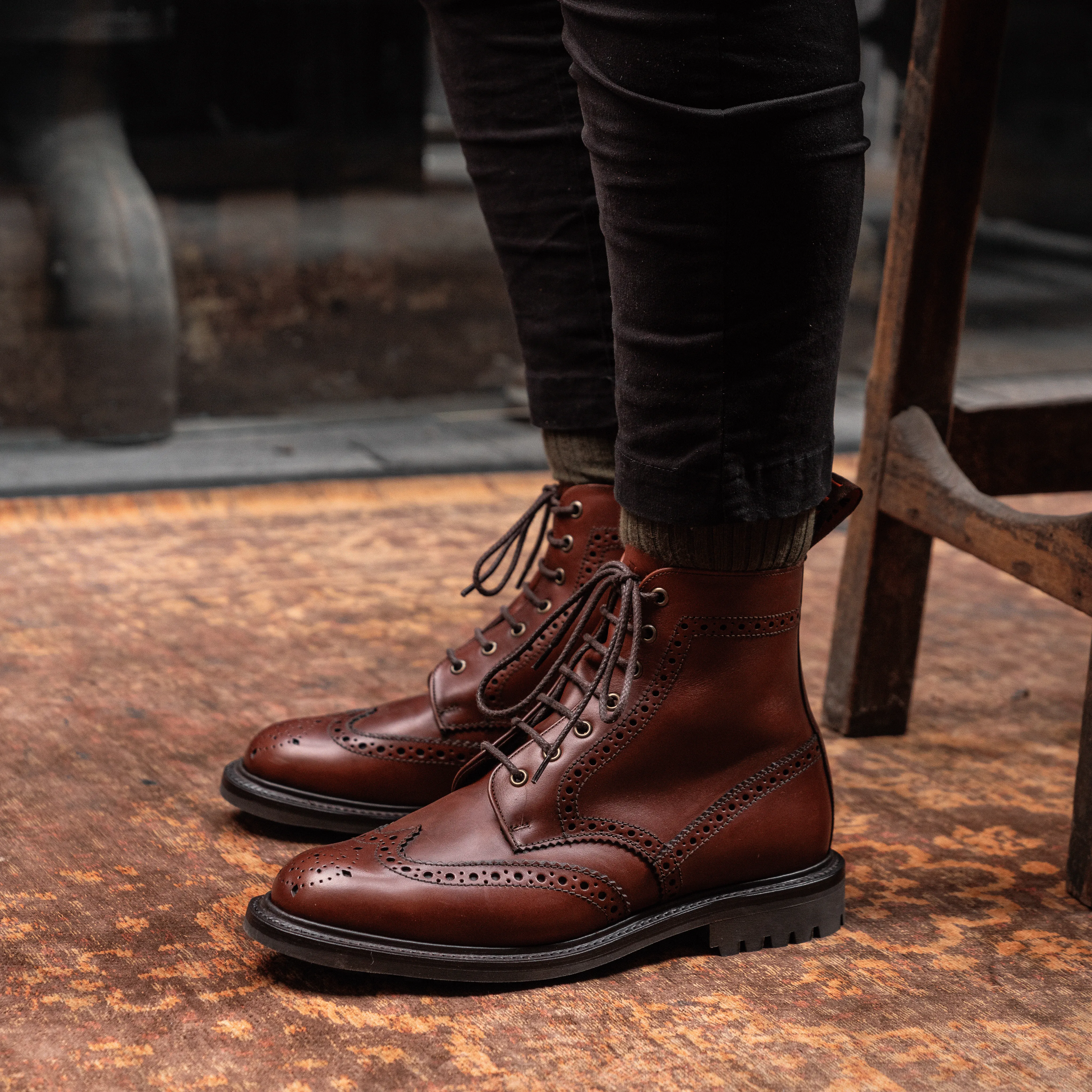 GRINDLETON // CHESTNUT BROWN Smart Wear Quick Walks