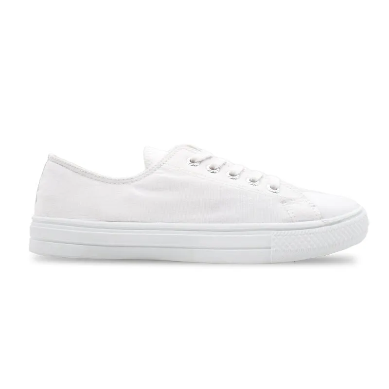 Pointed Toe Amka Canvas Shoes - White