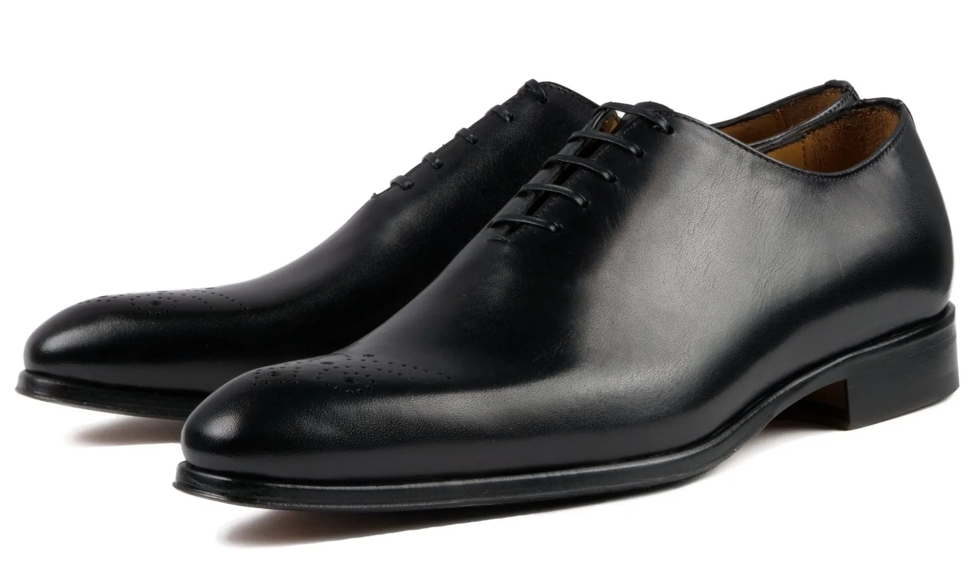 Ellington Wholecut Brogue Black Comfortable Walk Shoes