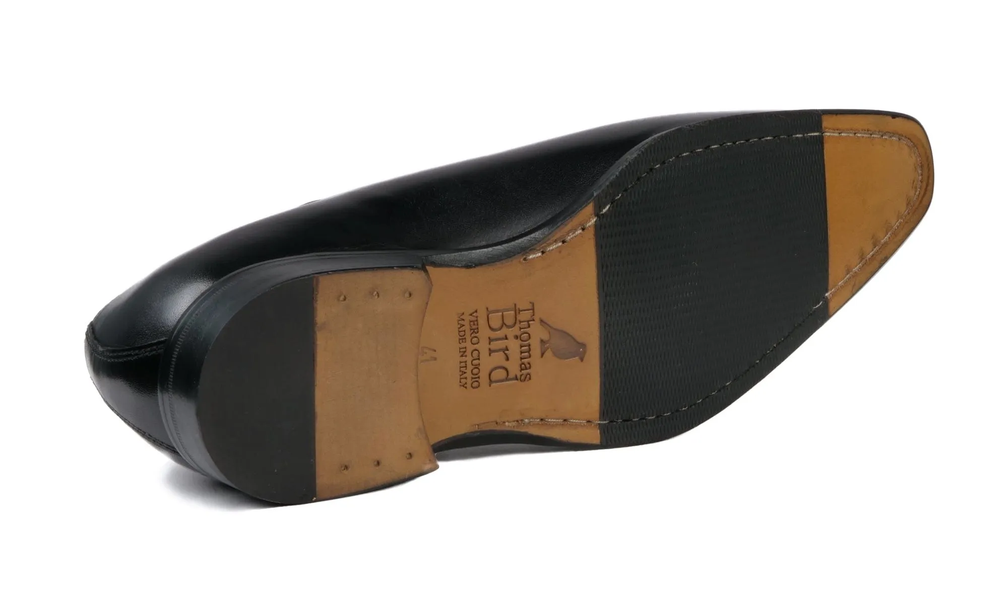 Ellington Wholecut Brogue Black Soft Padding Durable Construction
