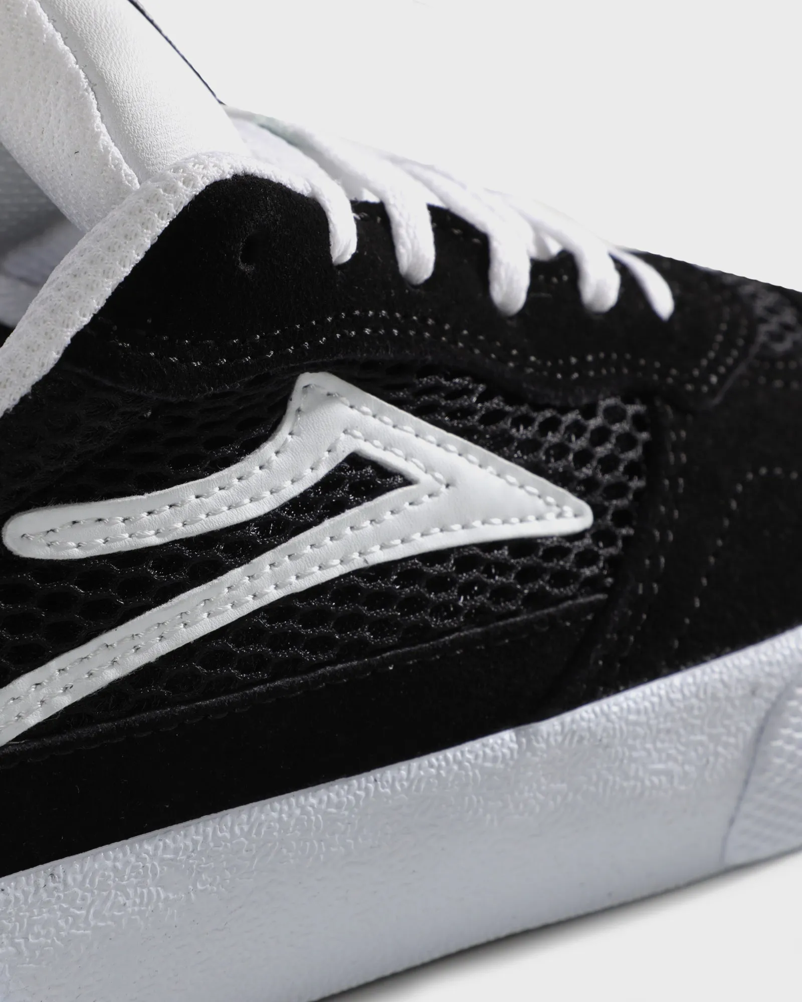 Cambridge - Black/White/White Suede Zip Fast