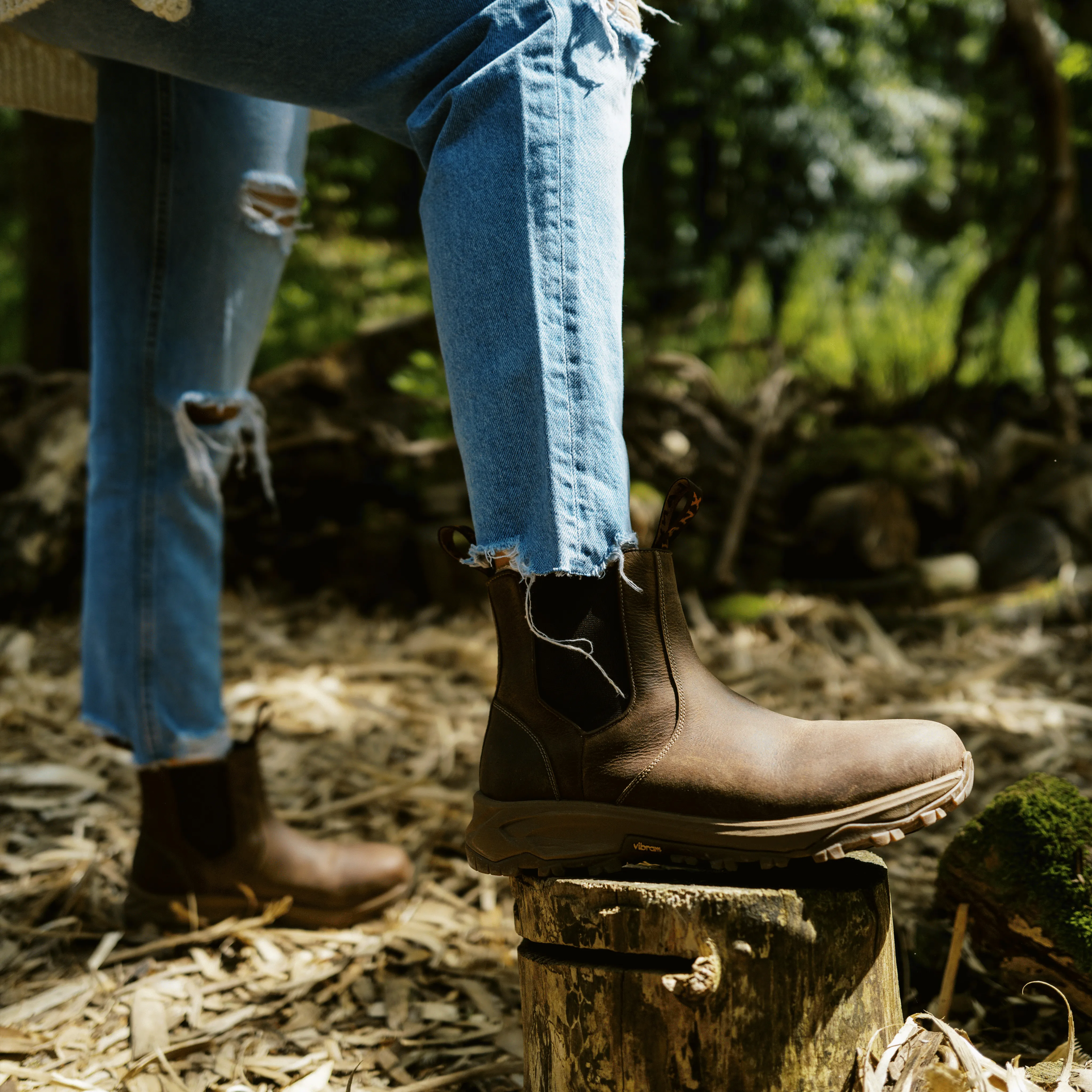 EDGWORTH / CONKER DISTRESSED Essential Comfort