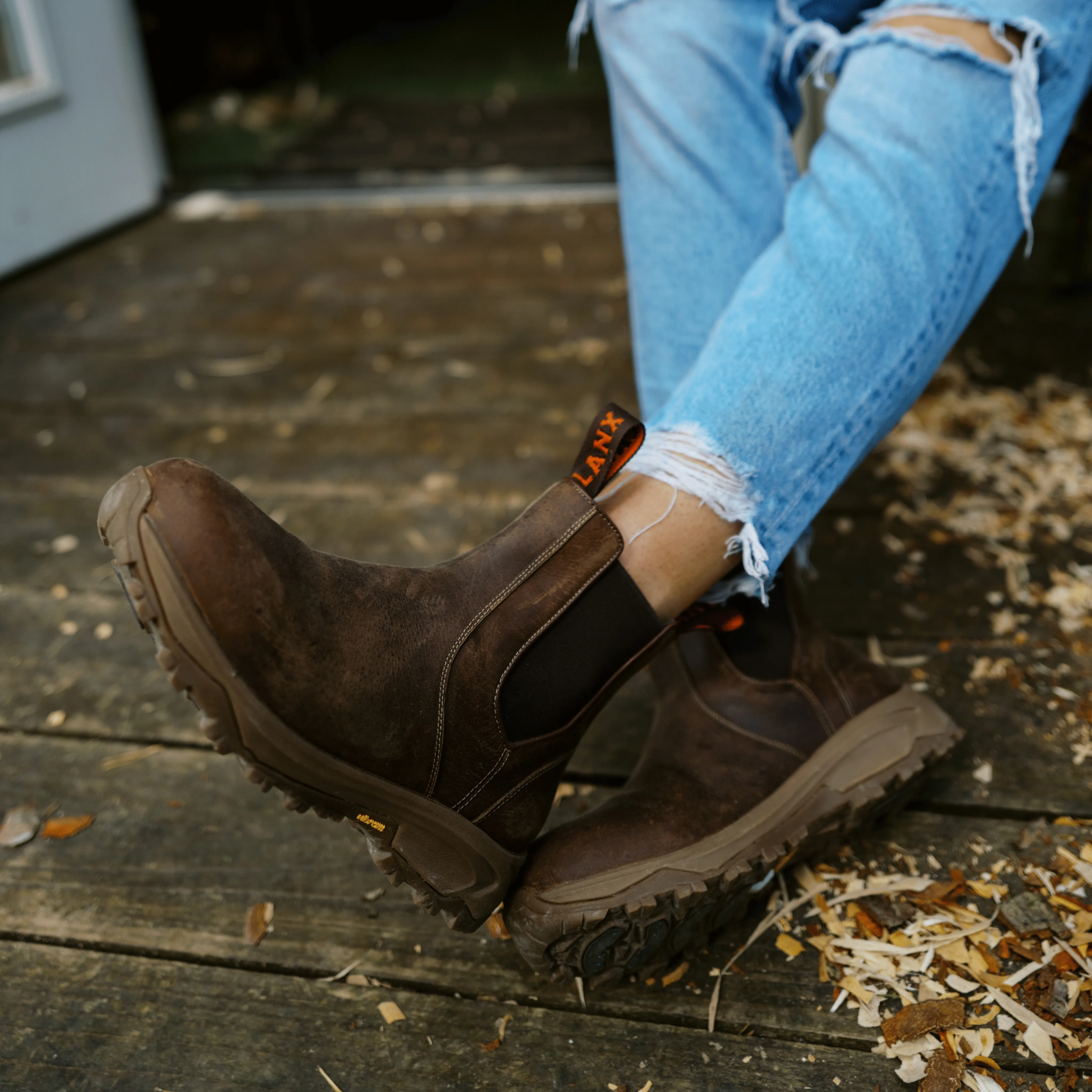 lightweight fabric Comfy Step EDGWORTH / CONKER DISTRESSED