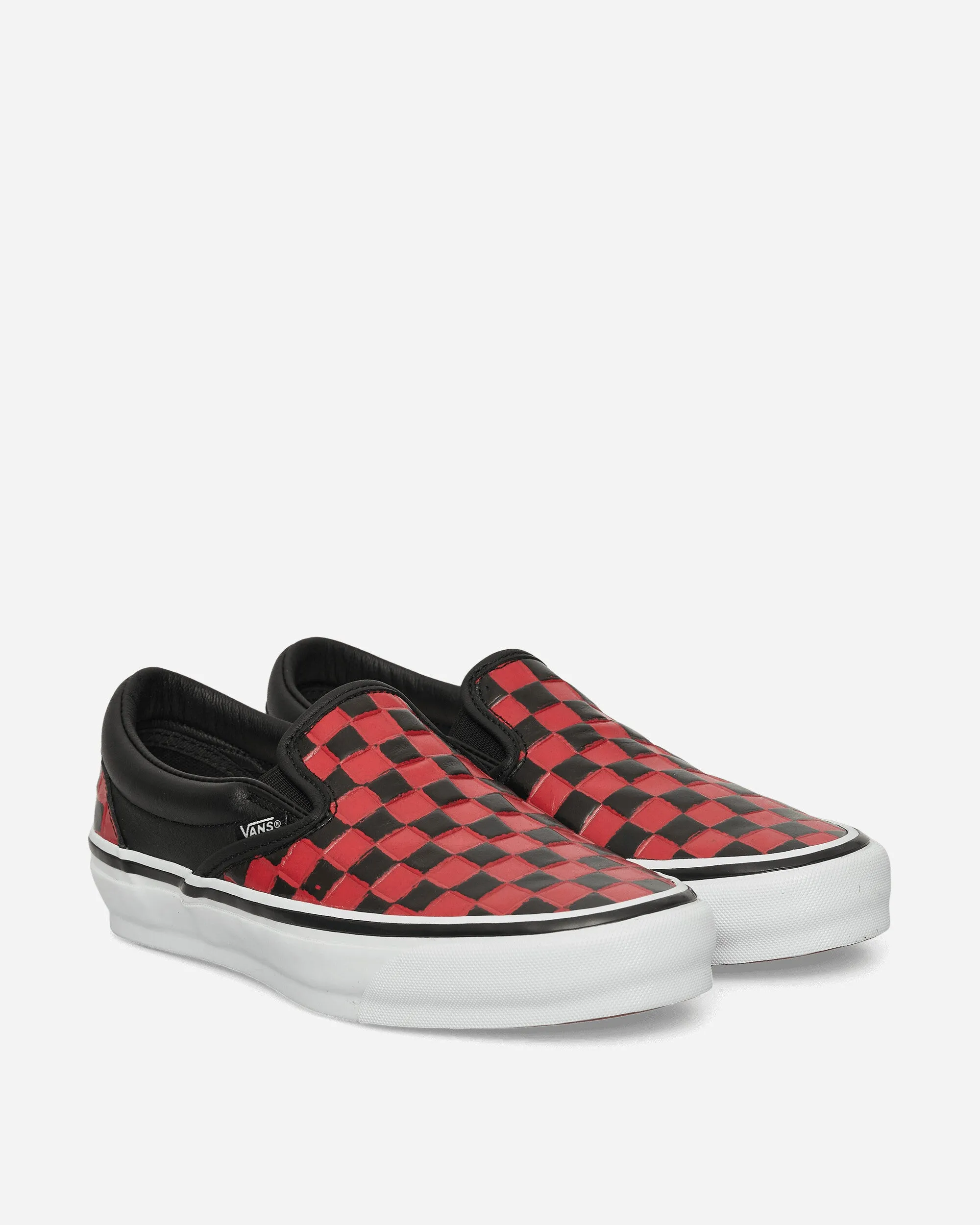 Classic Slip-On 98 Leather Check Vibram Sneakers Black / Racing Red Walking Comfort Travel Ready
