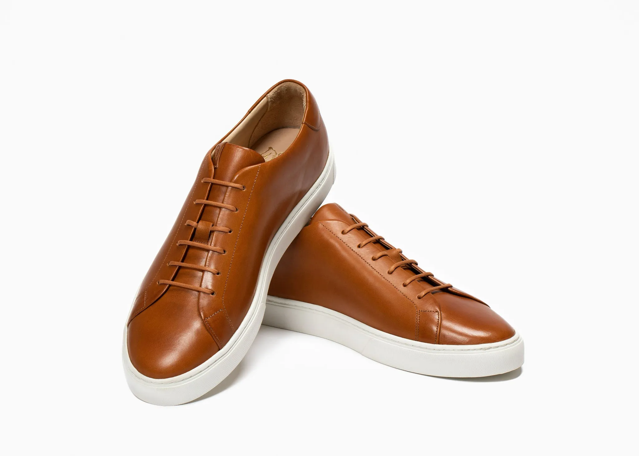 Coast Sneaker Saddle Tan Chic Fit Style Flexible Fit