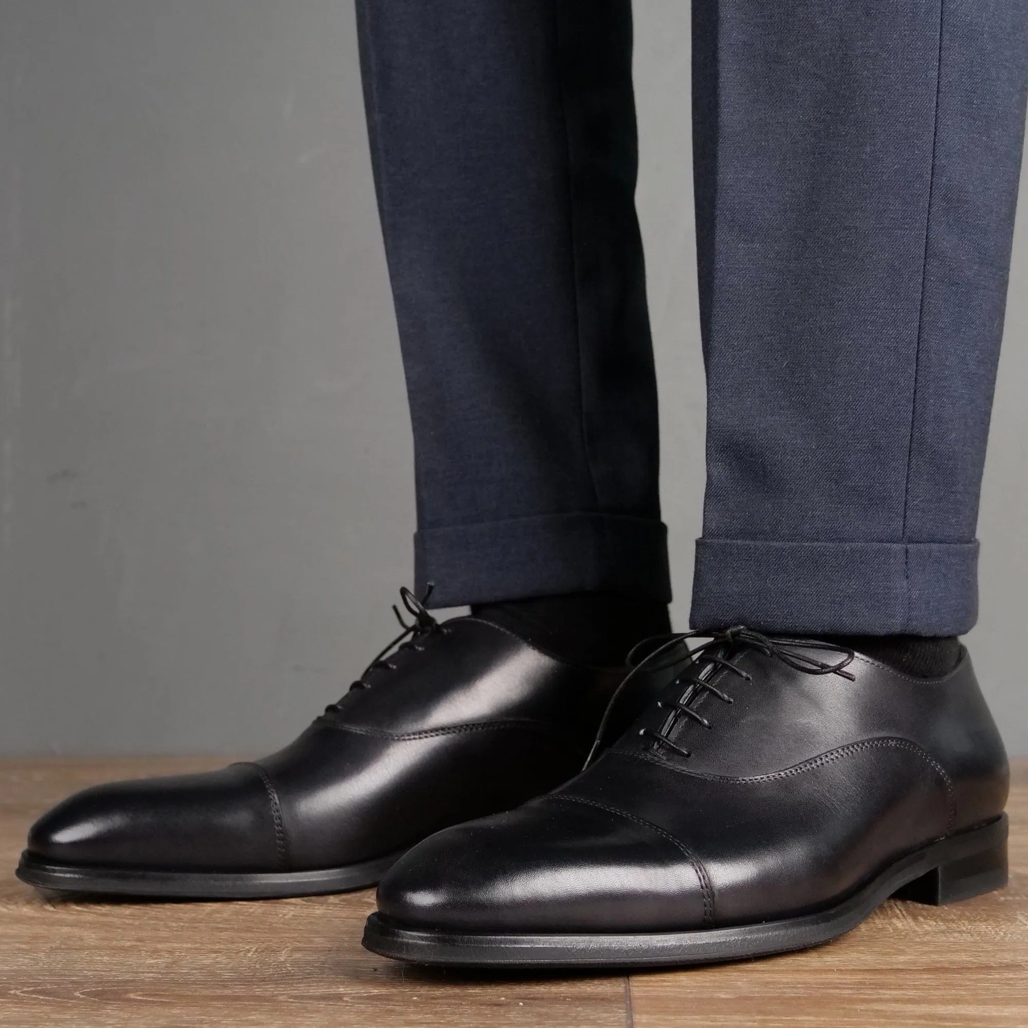 Simple Style Business Meeting Eton Cap Toe Oxford Black Vibram Sole