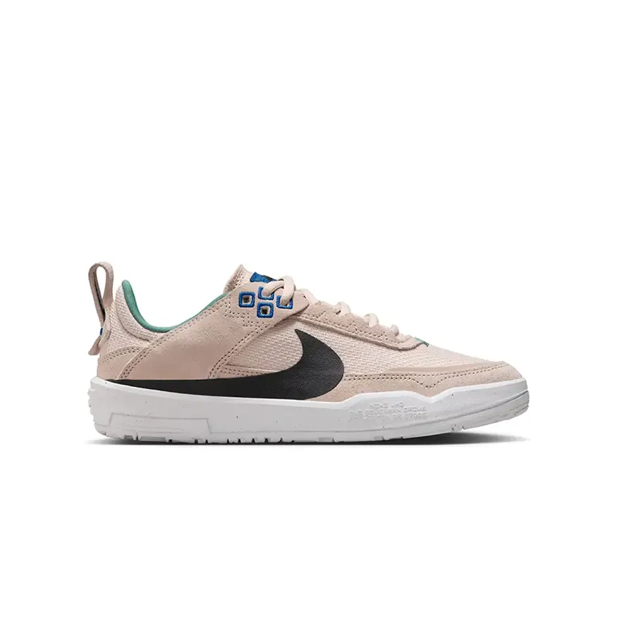 Nike SB Day One GS Shoes High Top Design