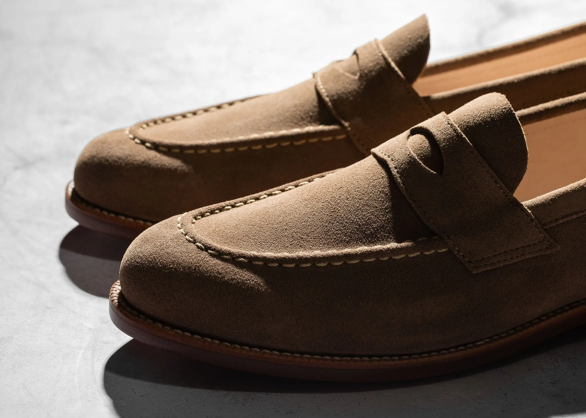 Food Lane Walk Grip Walk Unlined Traveler Penny Sand Suede