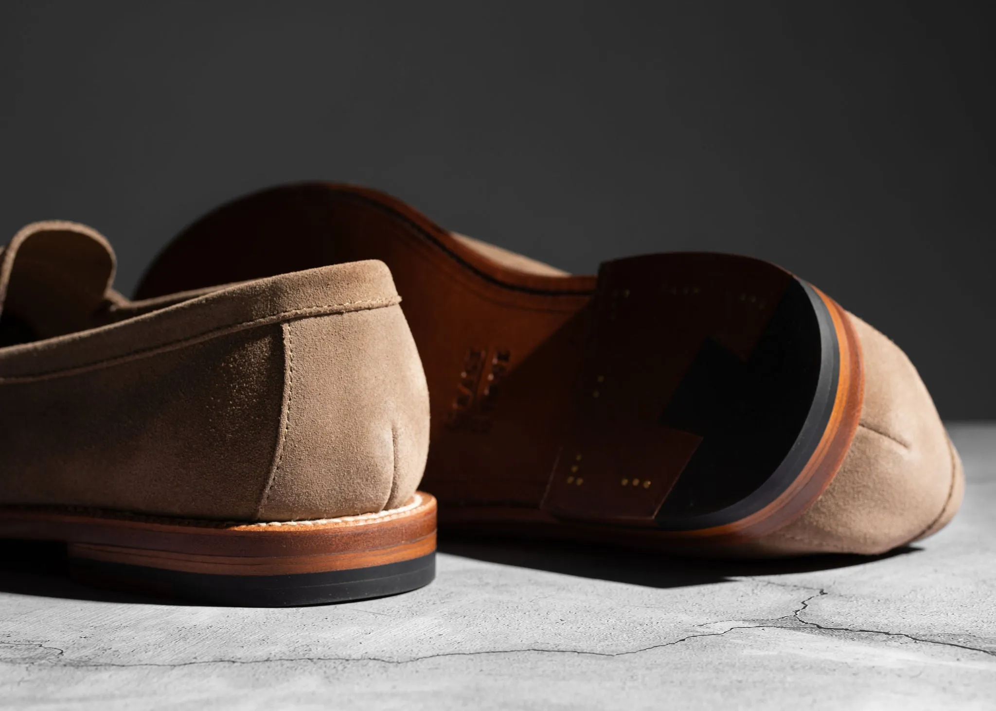 Unlined Traveler Penny Sand Suede Path Steady