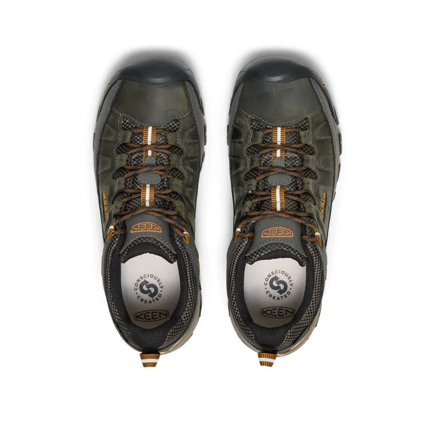 Molded heel cups improve balance and ankle stability Clean Fit Men's Targhee III Waterproof  |  Black Olive/Golden Brown