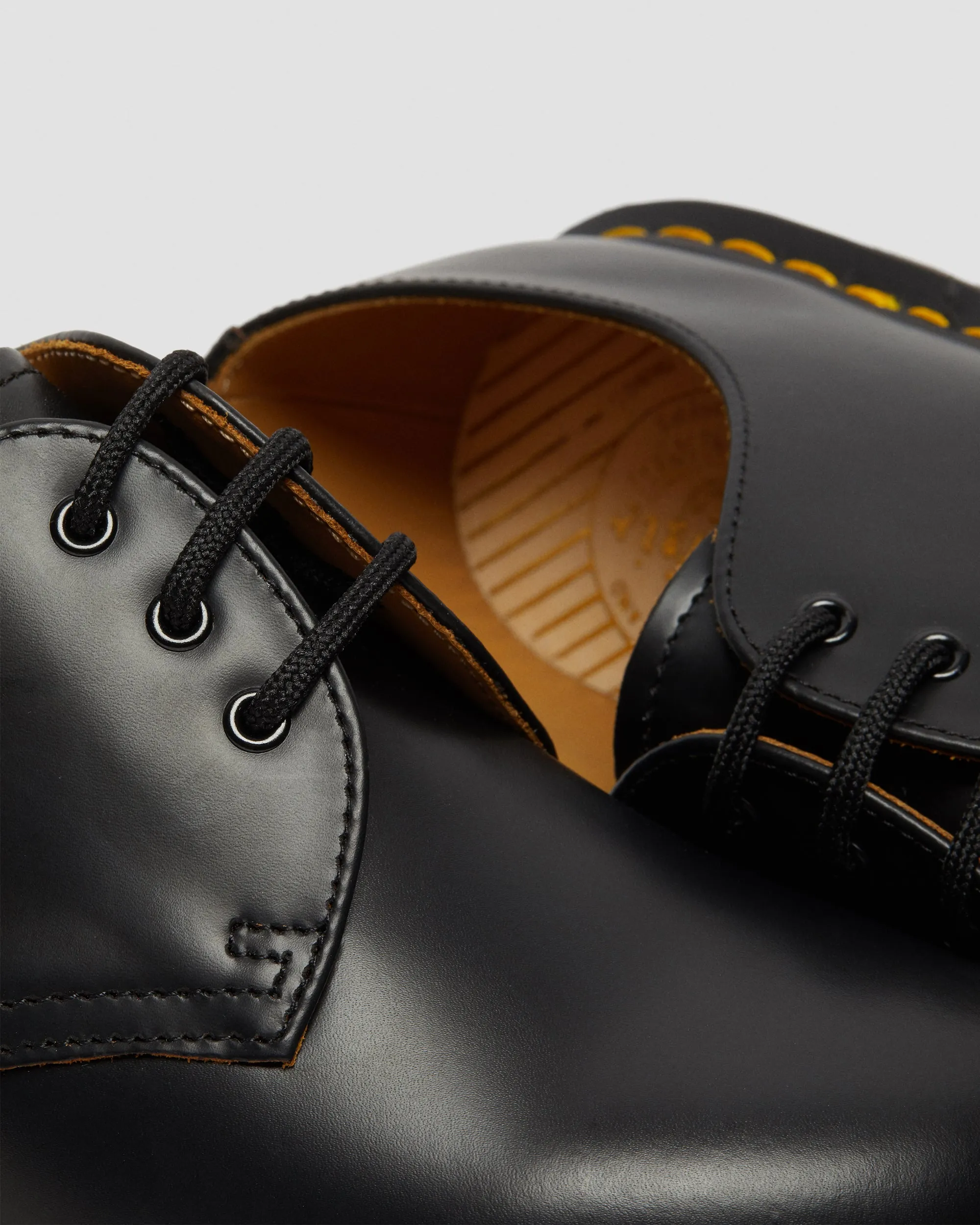 Vintage 1461 Quilon Leather Oxford Shoes Sleek Walk