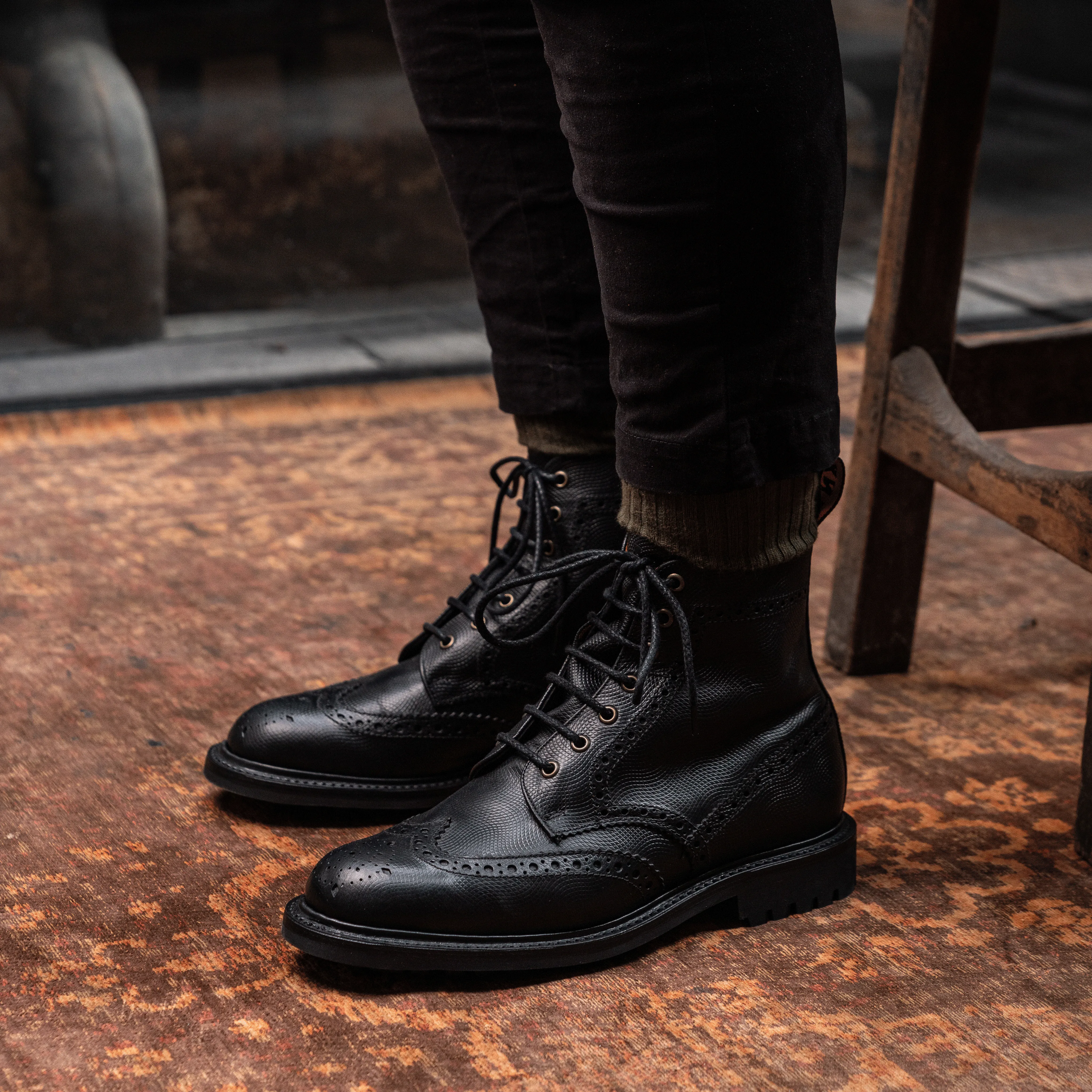 comfort shoes GRINDLETON // BLACK ODYSSEY