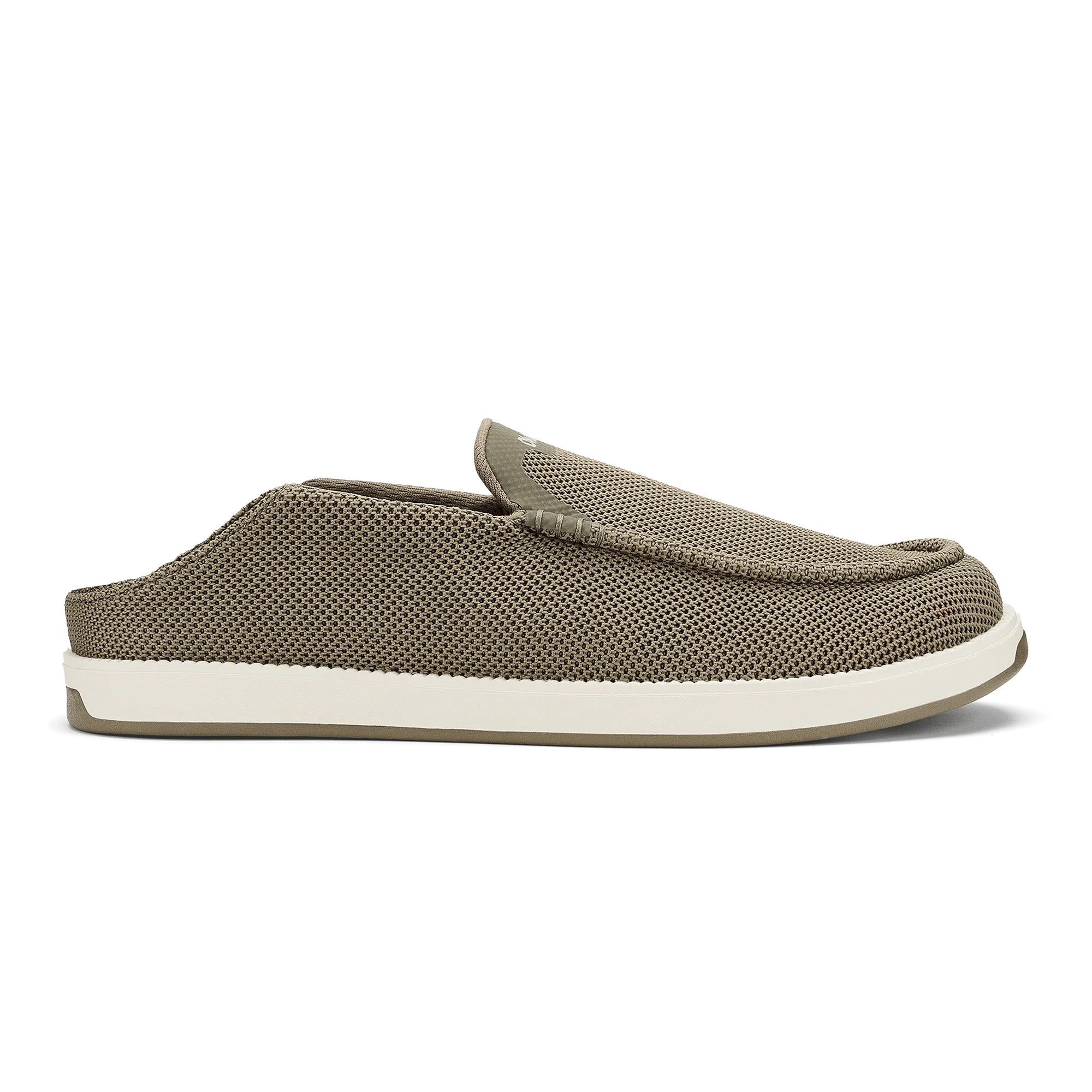 K??kaha Mesh - Clay Slip On Feature