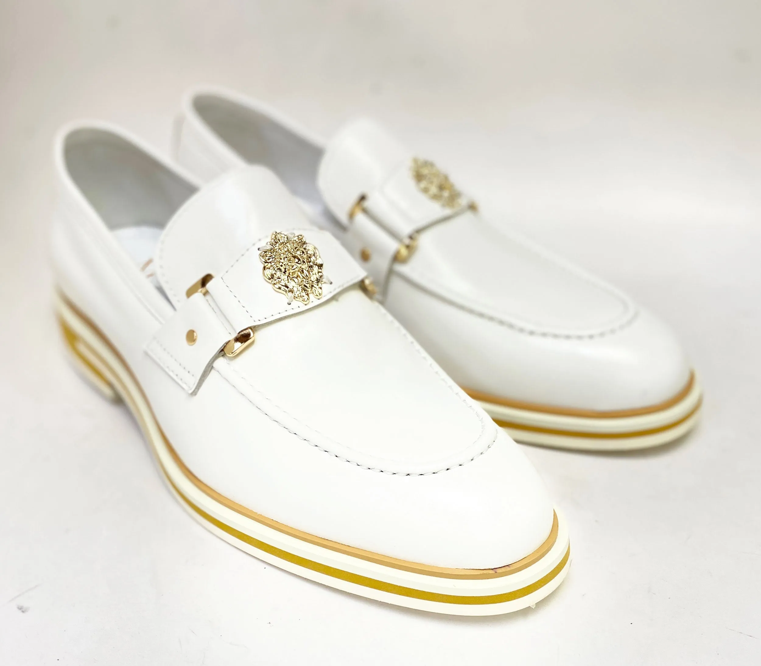 Style: 519-06-White Safe Land