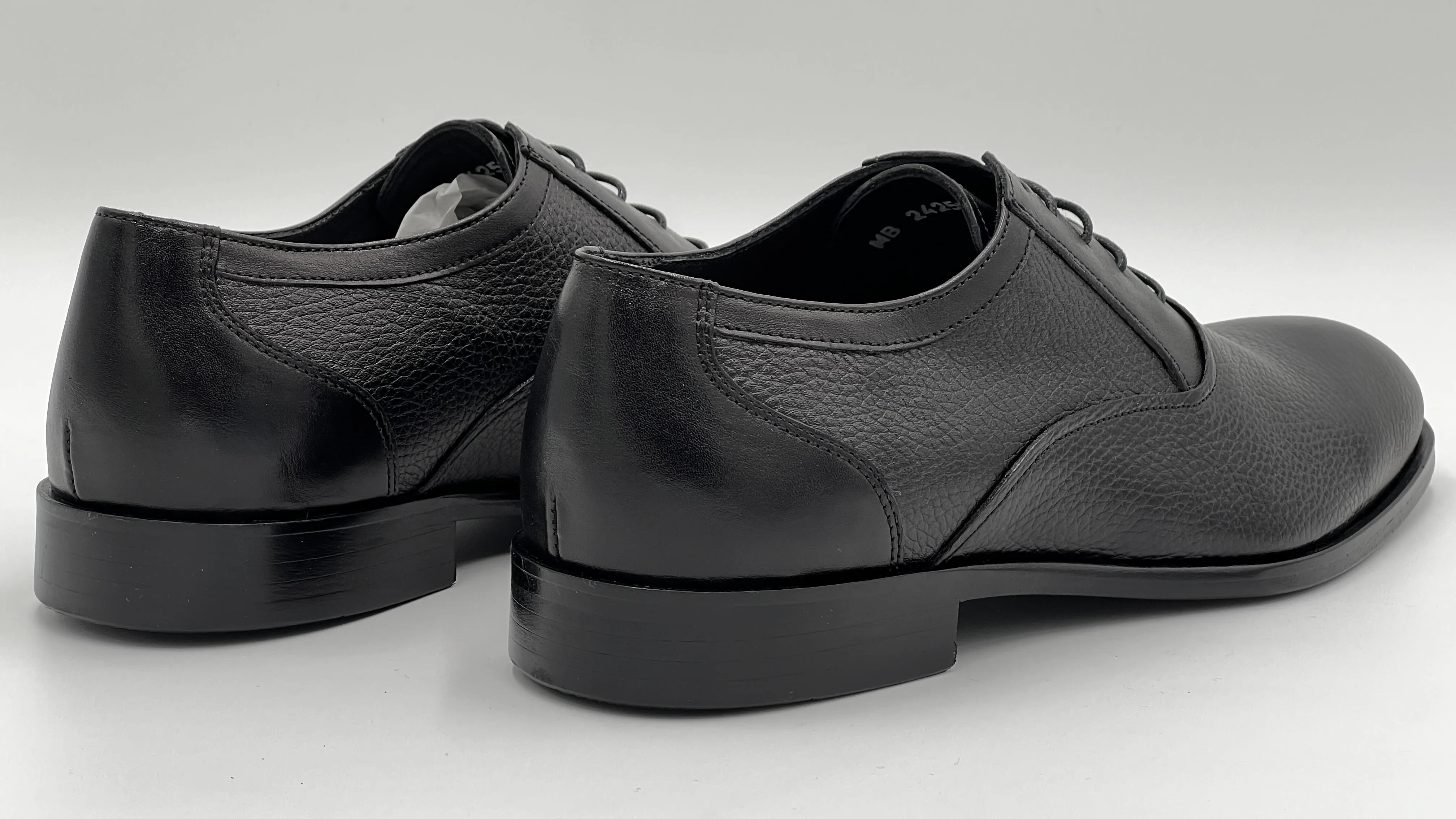 Style: 24252-Black Light Step