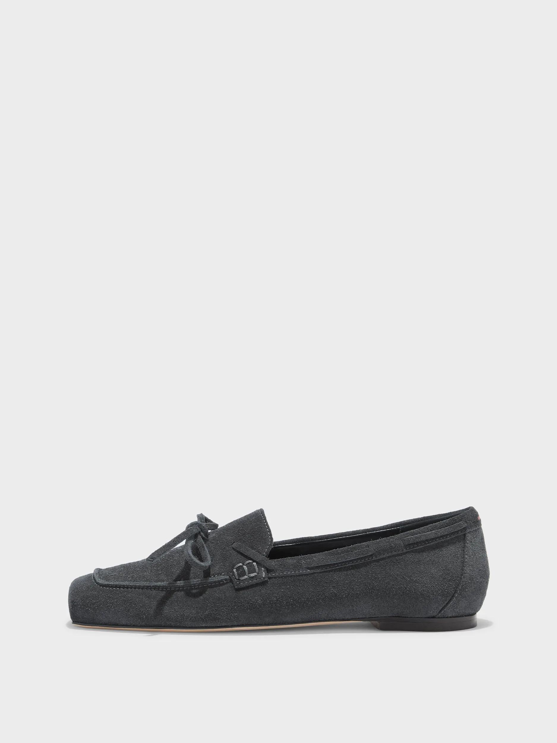 Jasper Moccasin Loafers Capsule Wardrobe Weekend Walk