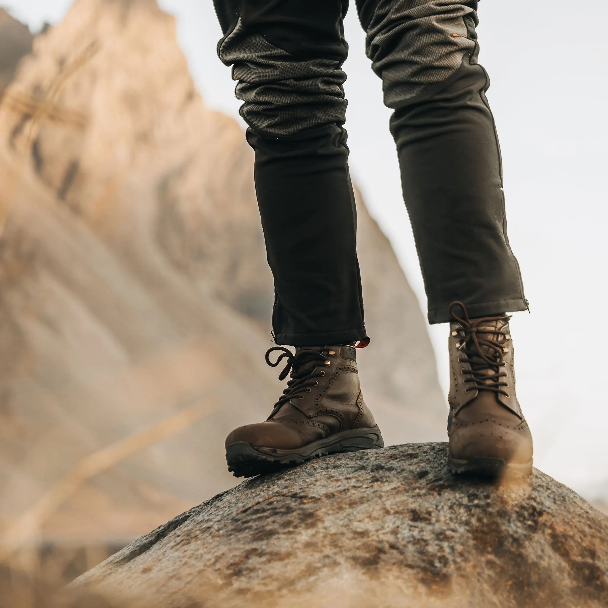 PENDLE // BROWN DISTRESSED Lined Style Sleek Look