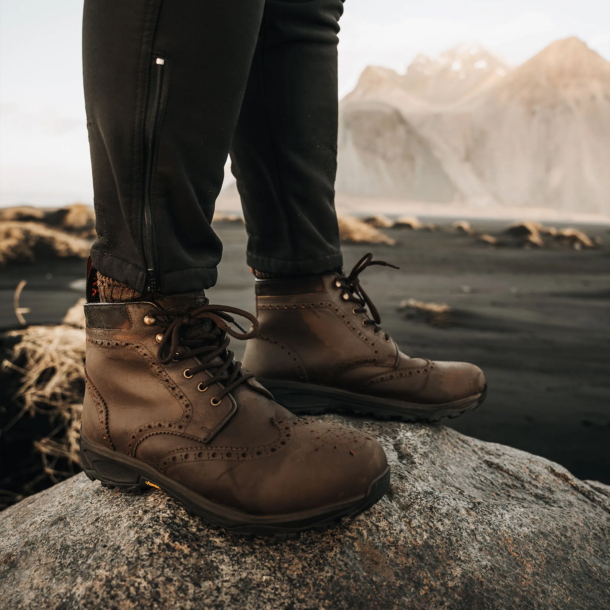 PENDLE // BROWN DISTRESSED Refined Texture