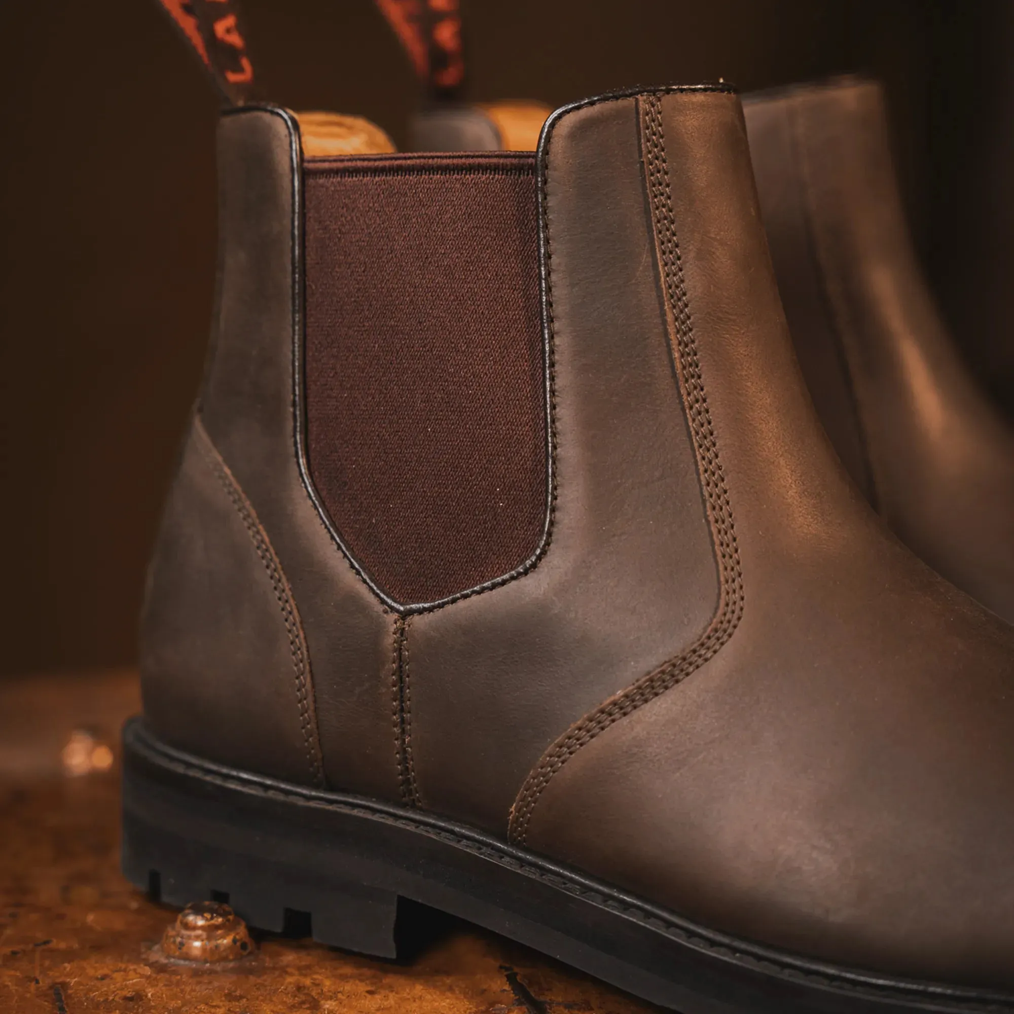 Long Term HOGHTON // BROWN DISTRESSED