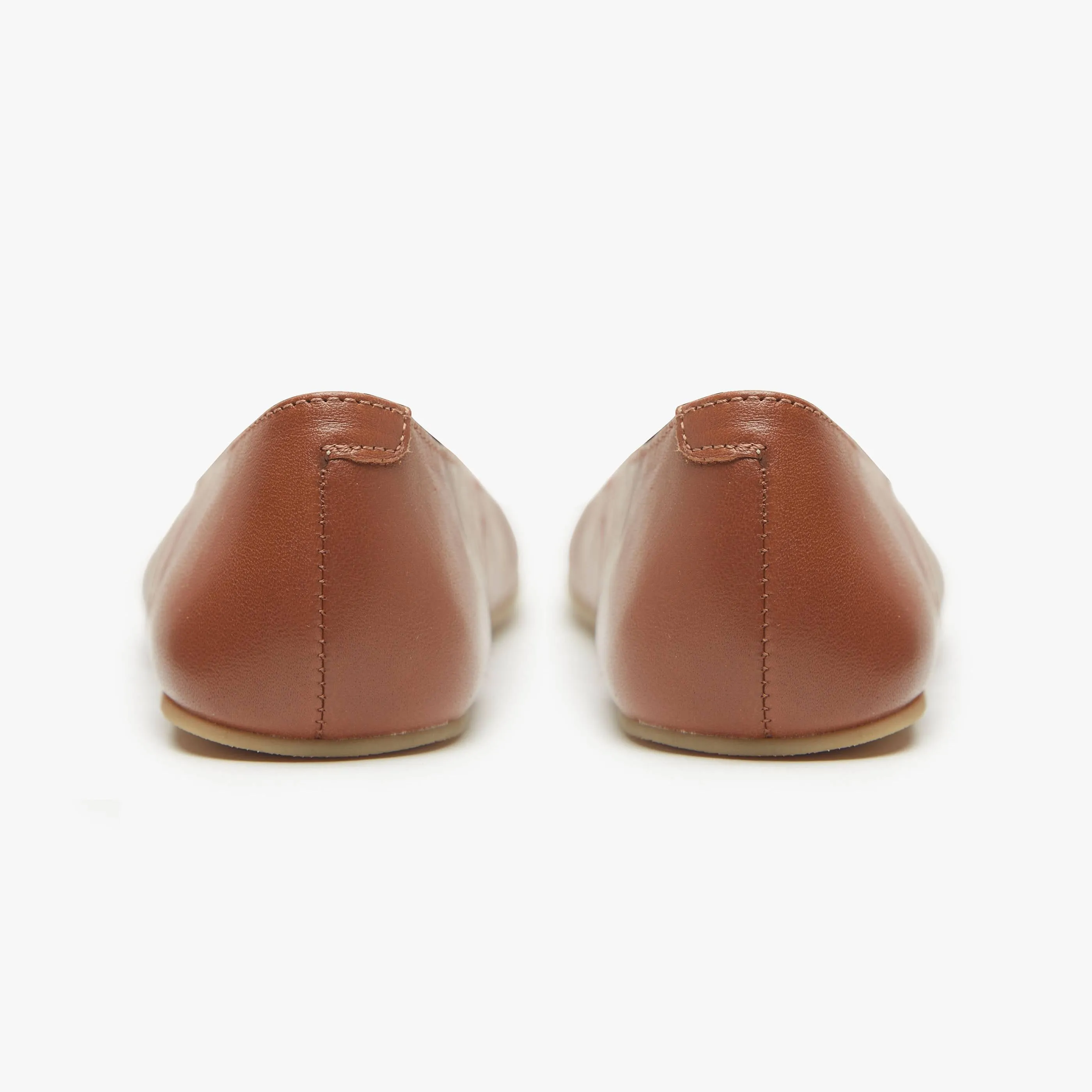 Smooth Step Comfort Subtle Detail The New Derby SS'25