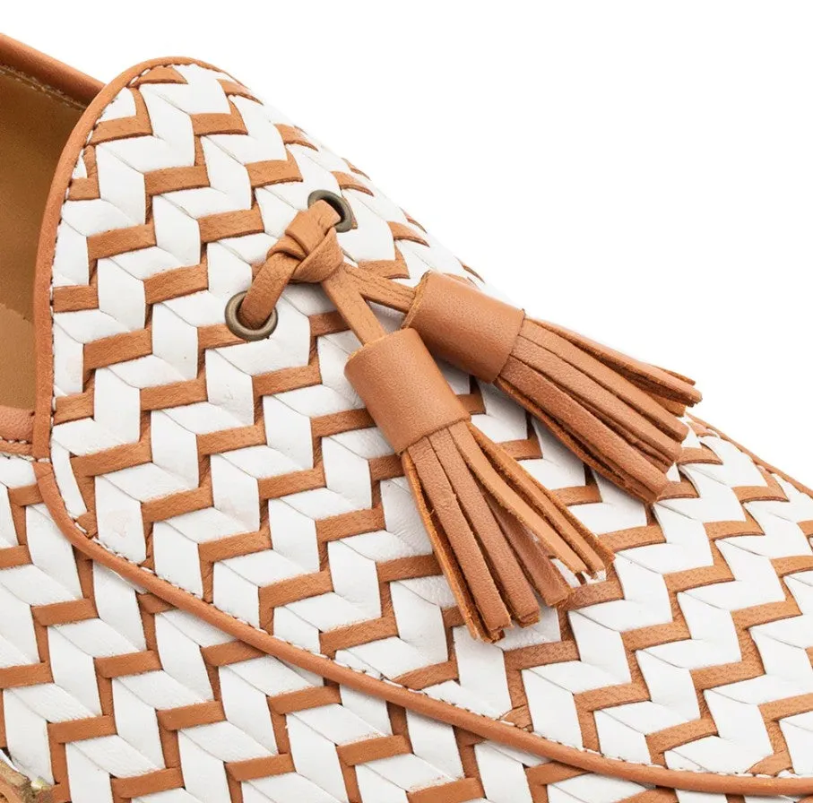 Digital Run Picnic Easy Style: Sants Woven Tasseled Loafer