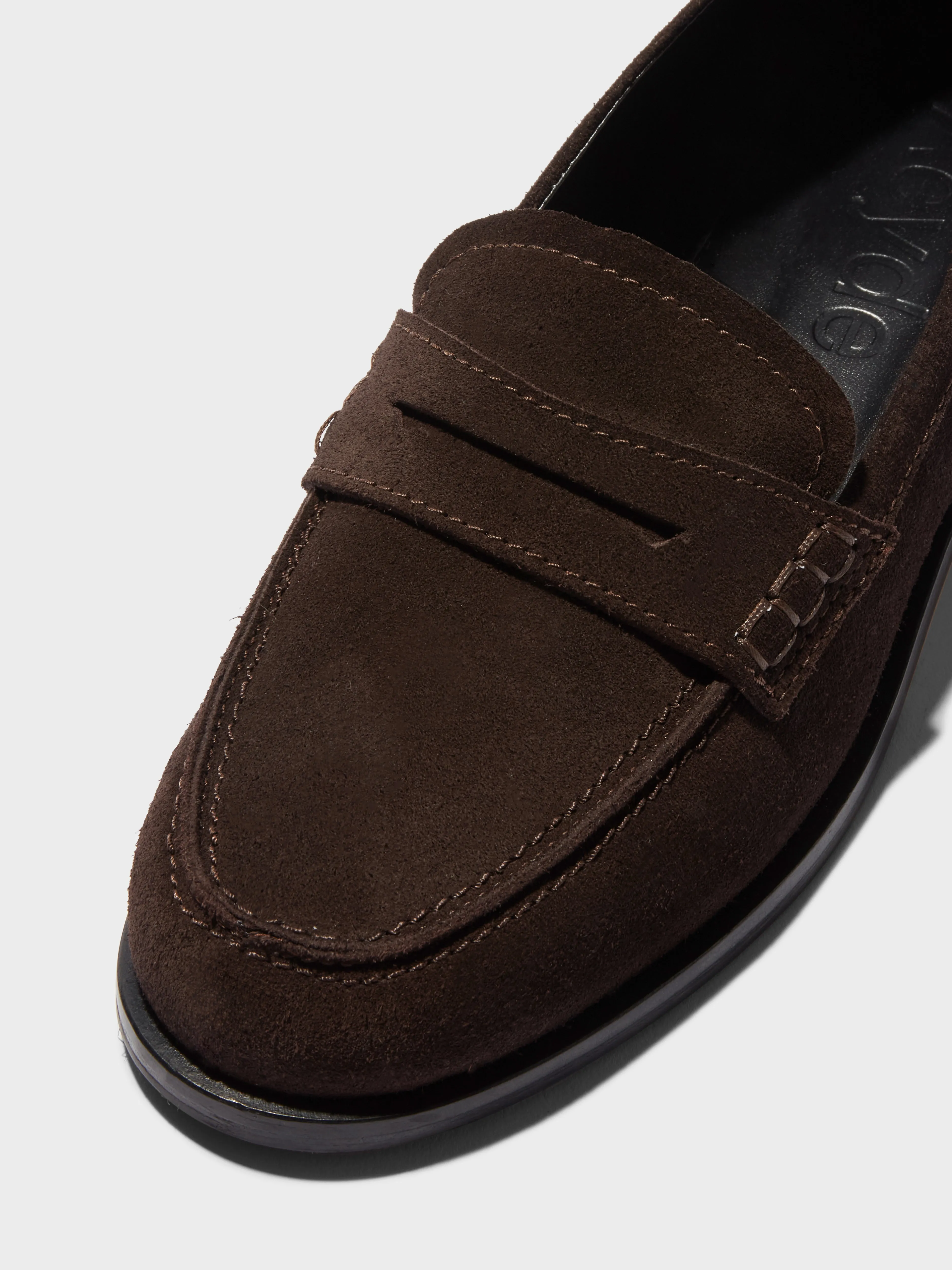 Soft Cushioning Walk Light Oscar Suede Loafers