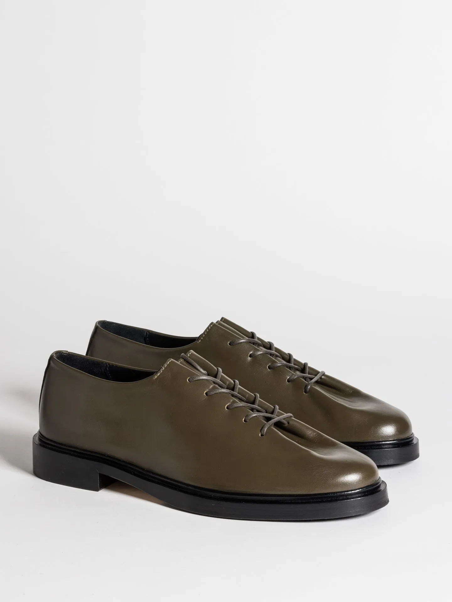 Minimal Formal Edge Adjustable Straps EDOUARD MARRON GLACE