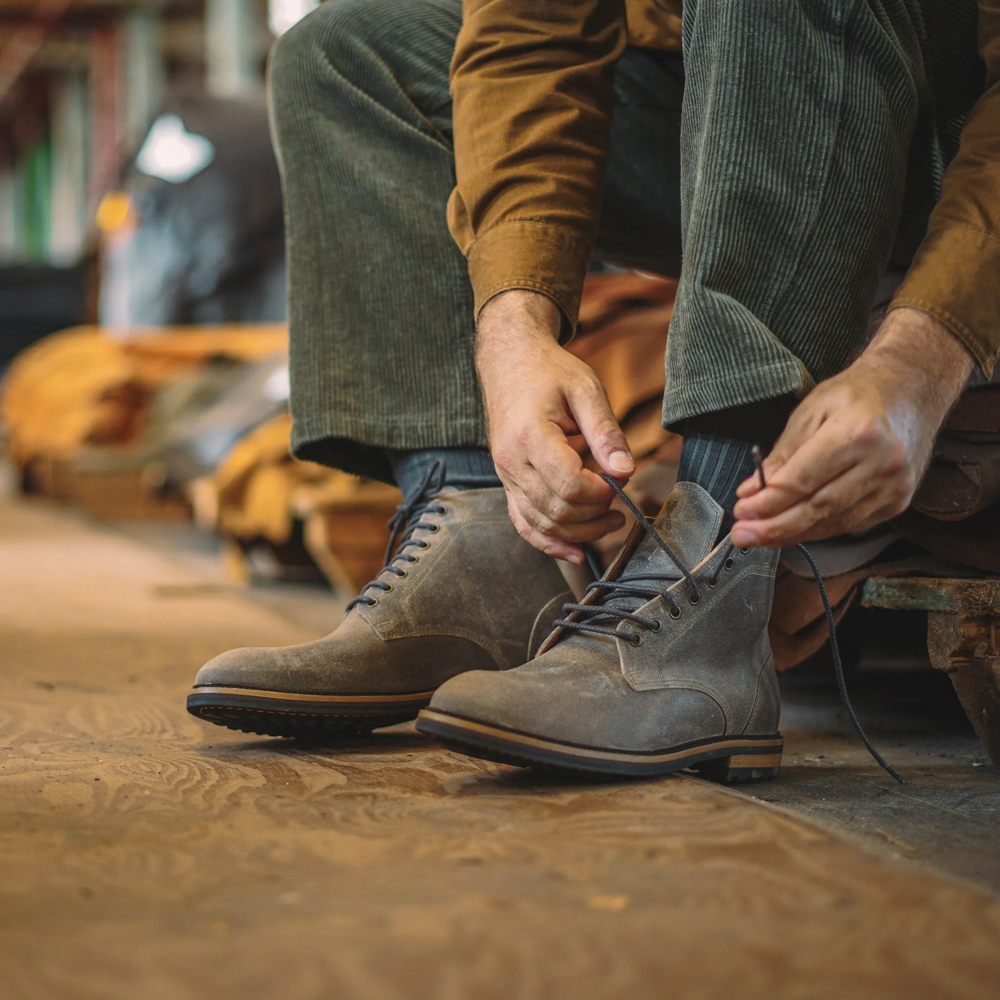 DUTTON // STONE All Day Comfort Stylish Smart Fit