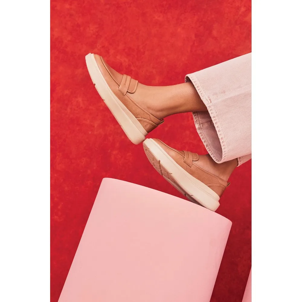 Hill Path Versatile Option Tan Joy Penny Loafers
