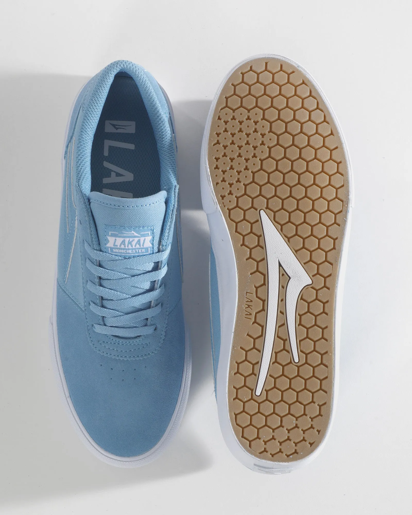 Manchester - Light Blue Suede Air Dry Gloss Mood