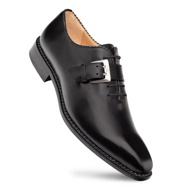 Style: Machado-Black Winner Walk Leather Smooth