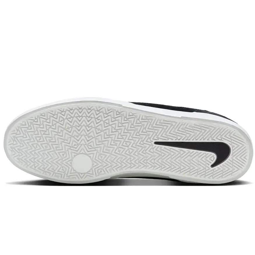 Nike SB Malor Shoe waterproof
