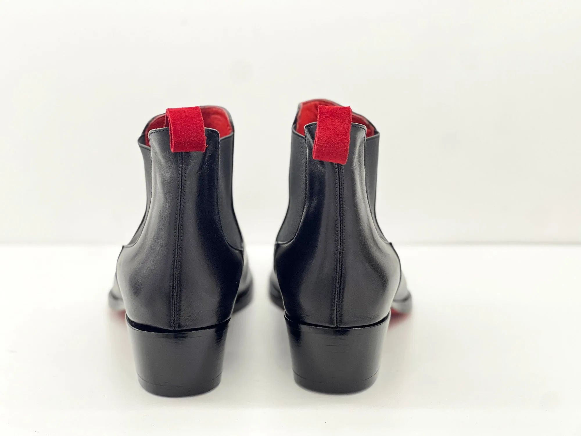 Style: 24962-Black Cushioned heel