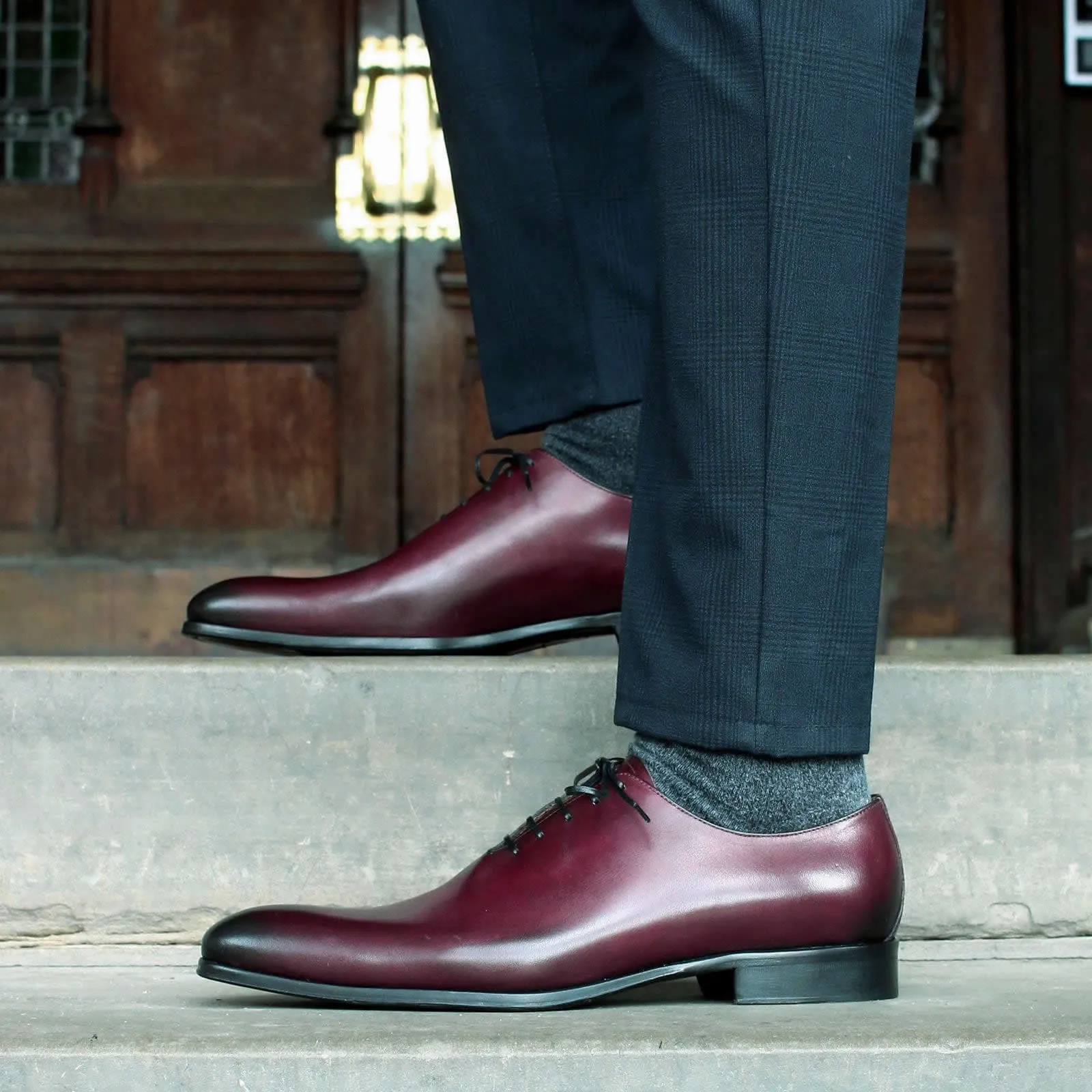 Trendy Footwear Suede Touch Benson Wholecut Oxford Oxblood