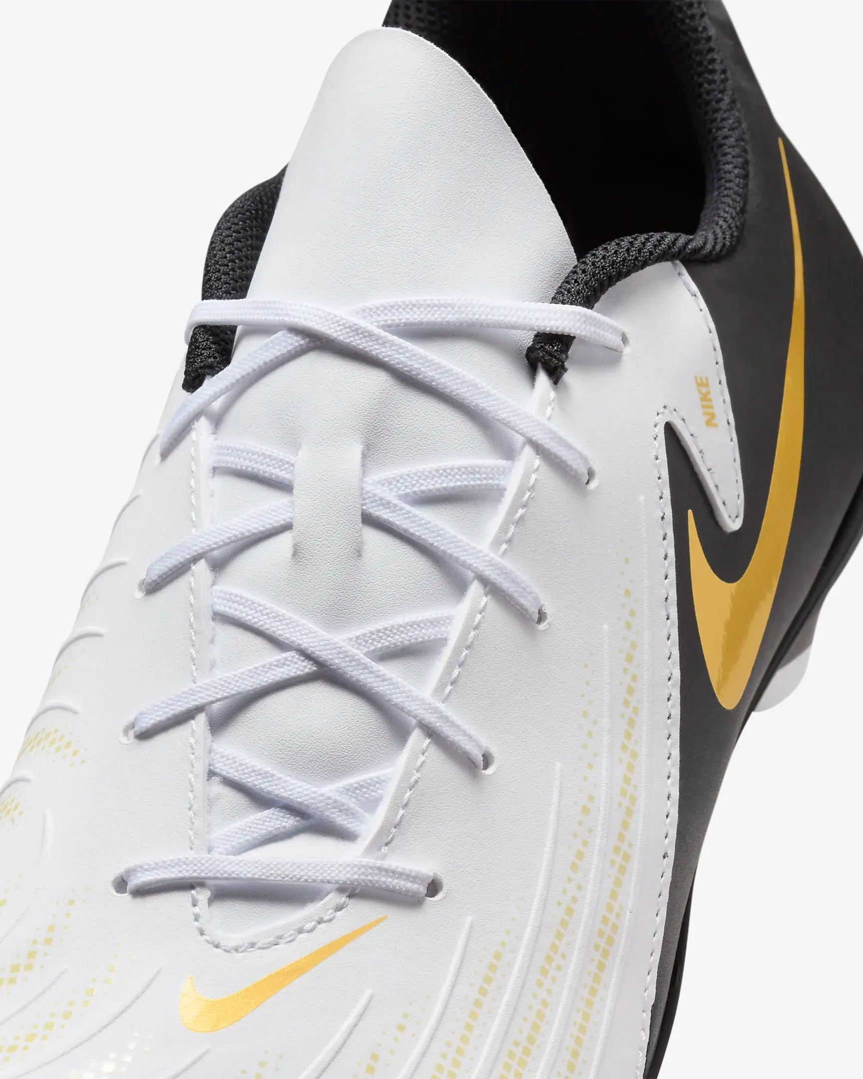 Phantom GX 2 Club MG Low-Top Soccer Shoes indoor - only shoes