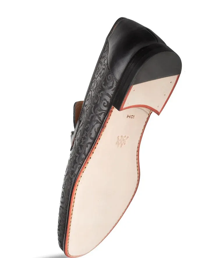 Style: Alcaraz Loafer Black Enhanced grip