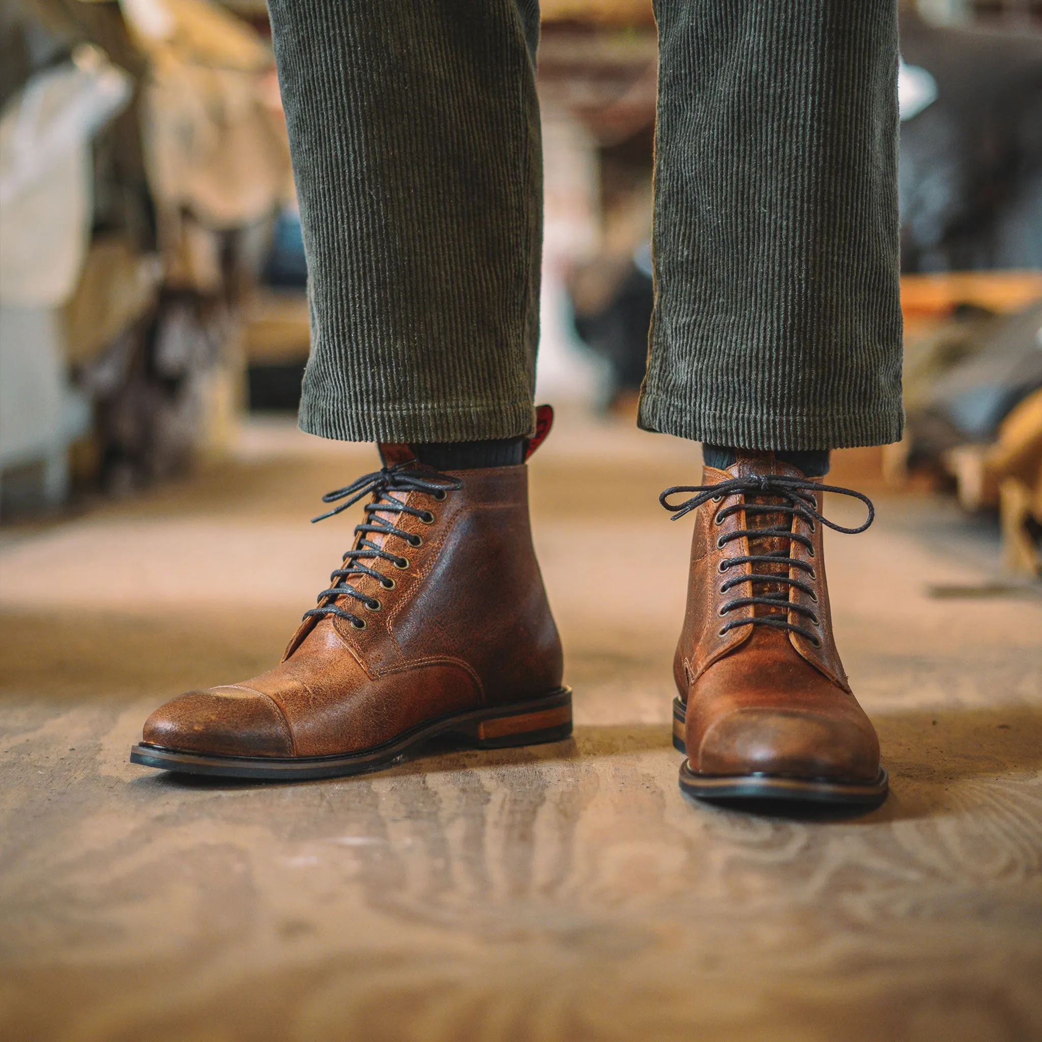TASKER // COACH Lined Style Anti Slip Sole