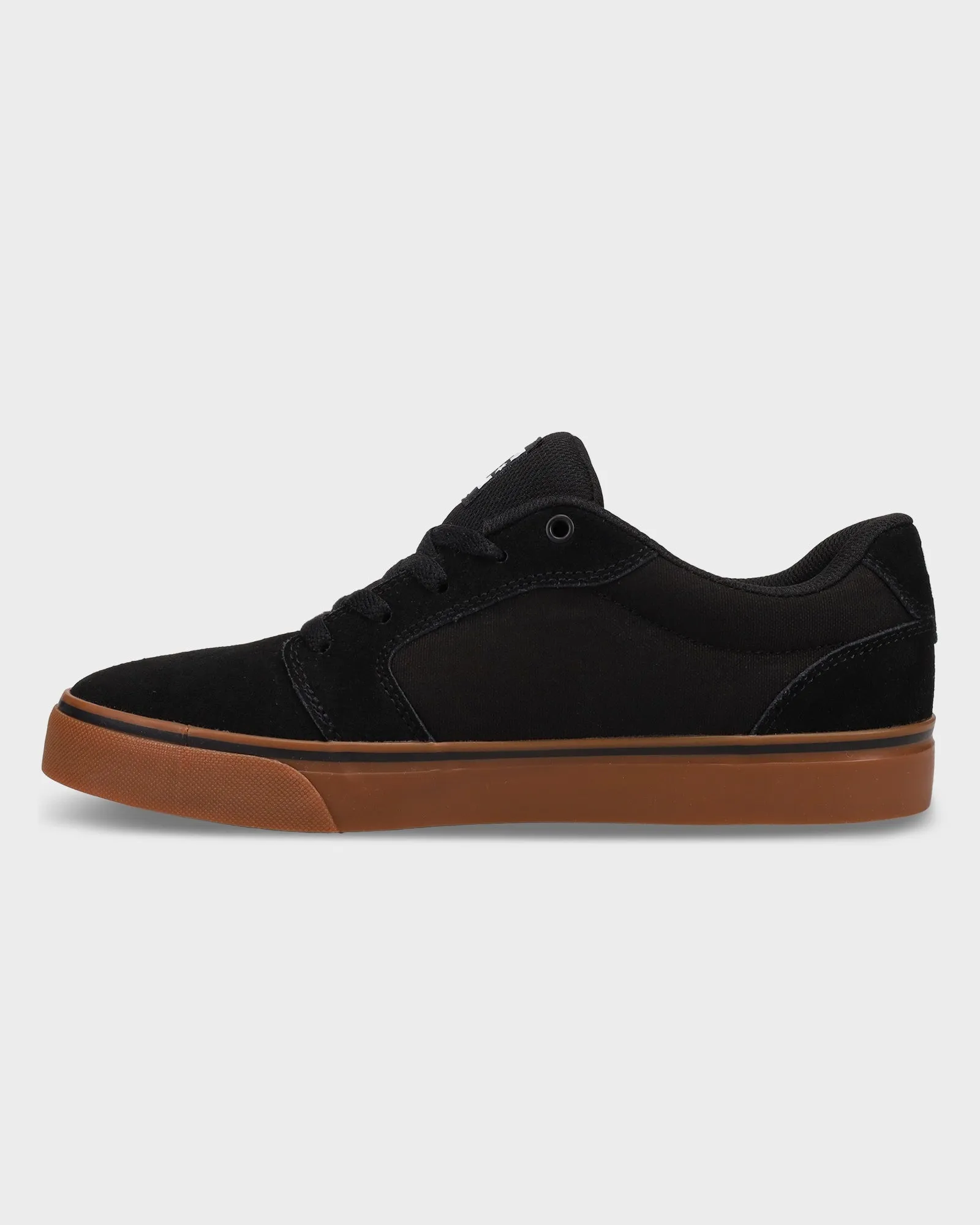 Airy Upper Skater Performance Fit Mens Anvil Skate Shoes